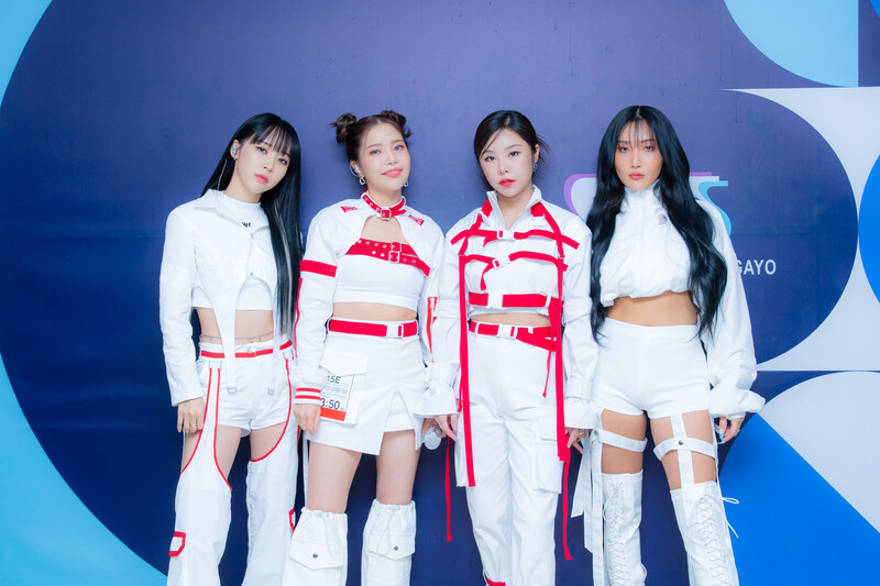 221016 SBS Twitter Update- MAMAMOO at INKIGAYO Photowall documents 2