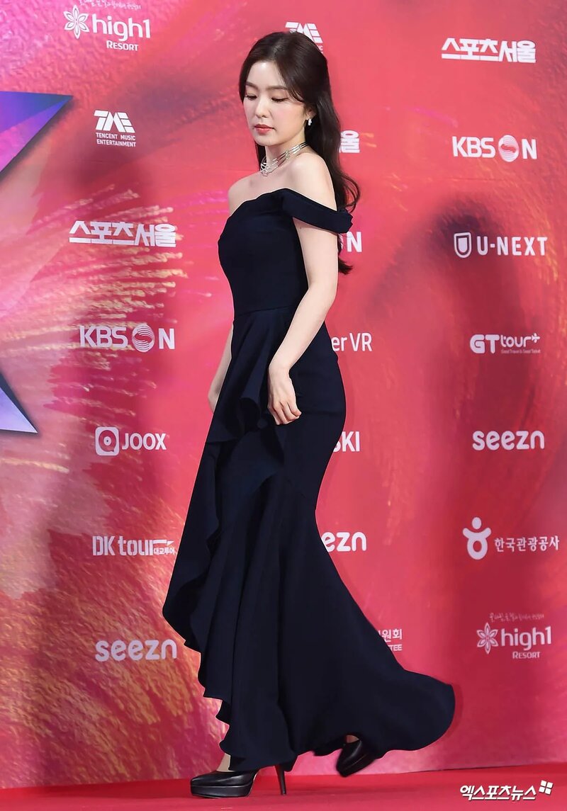 January 30, 2020 Red Velvet Irene at Seoul Music Awards Red Carpet ...