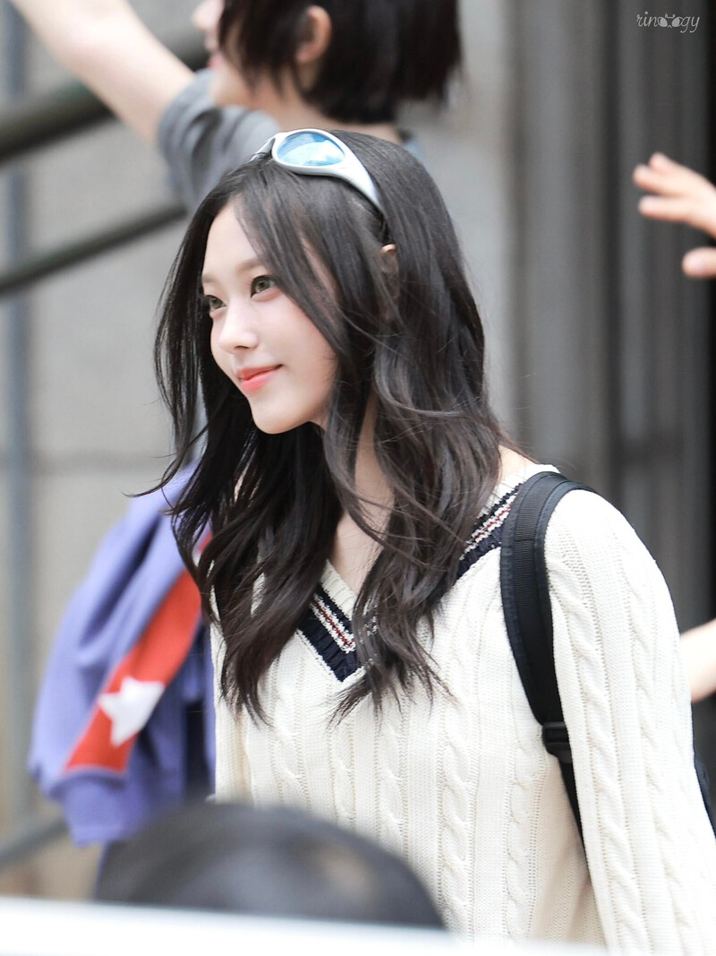 240531 New Jeans Haerin - Music Bank Commute documents 3