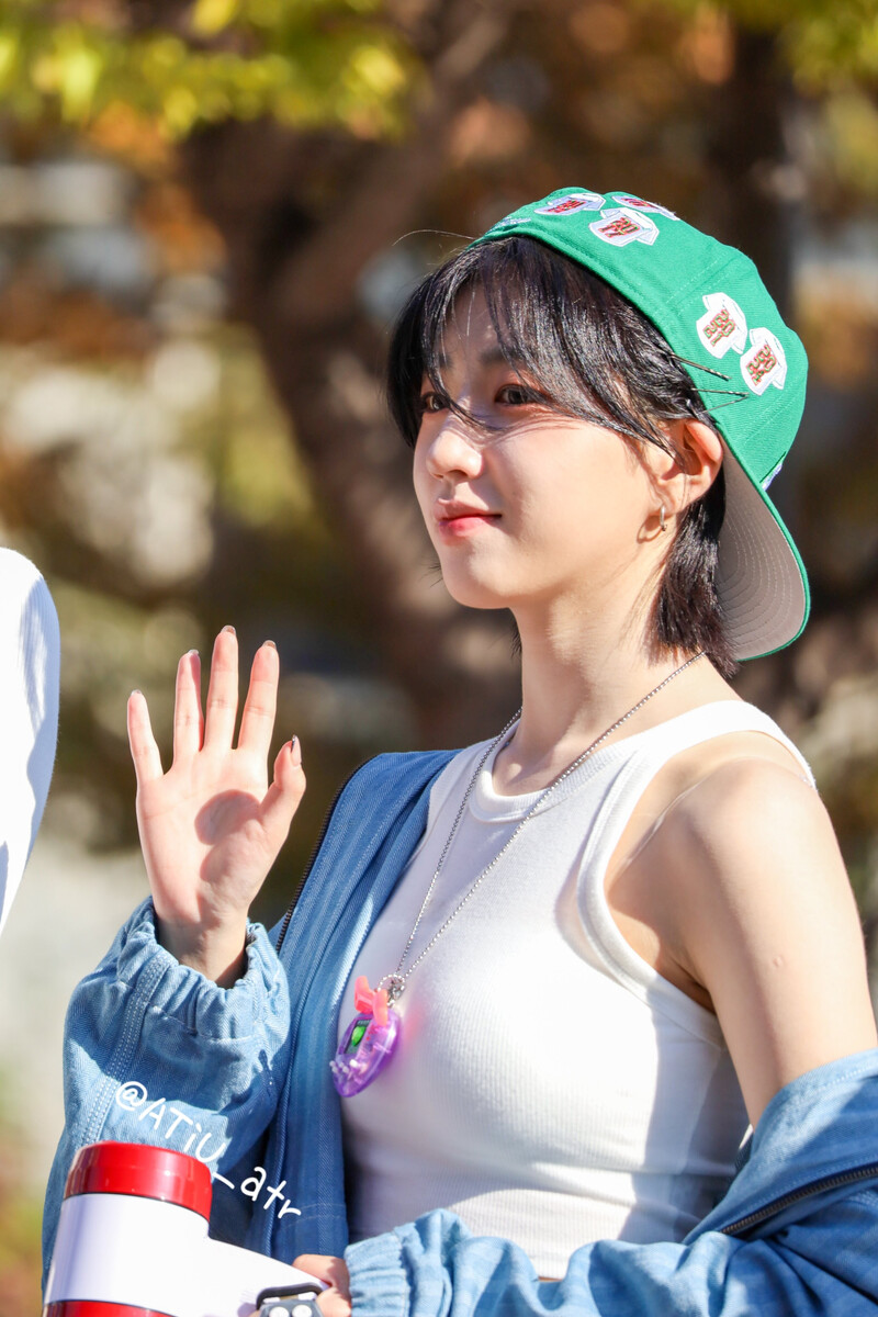 241026 tripleS SoHyun - Show Music Core Mini Fanmeeting documents 2