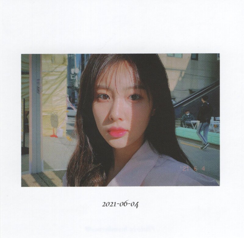 Hyewon 1st Photobook Beauty Cut [Scans] documents 2
