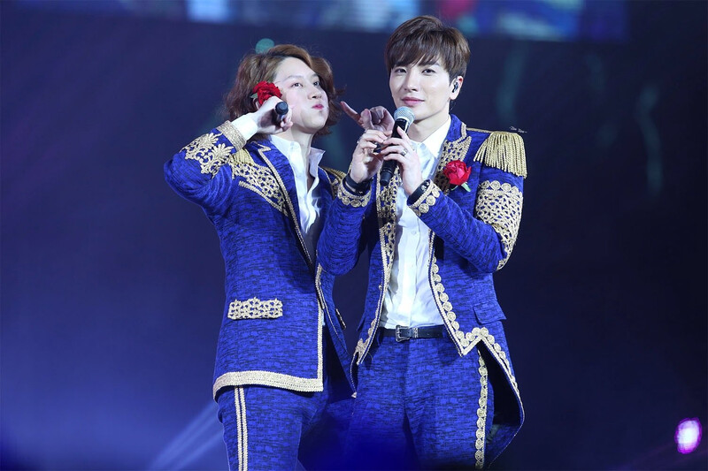 150207 Super Junior Heechul at SS6 in Shanghai documents 1