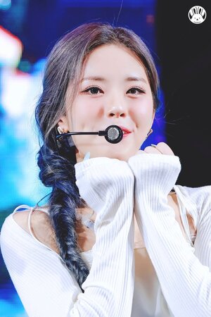 May 31, 2022 fromis_9 Jiwon at Kumoh Institute of Technology Festival