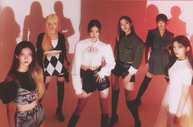 [SCANS] IVE first single album 'Eleven' documents 15
