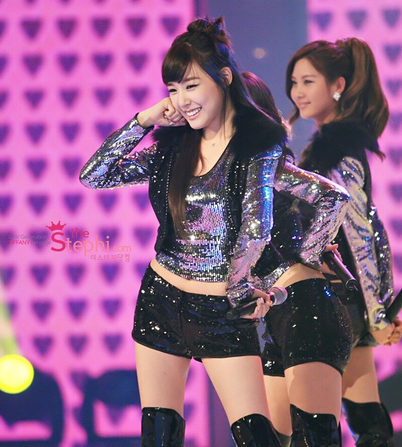 101230 Girls' Generation Tiffany at KBS Gayo Daechukje documents 15