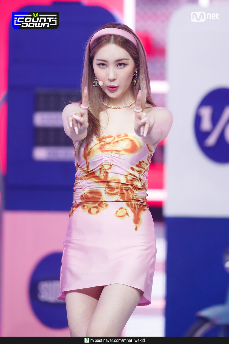 210812 Sunmi - 'SUNNY' + "You can't sit with us' at M Countdown documents 14