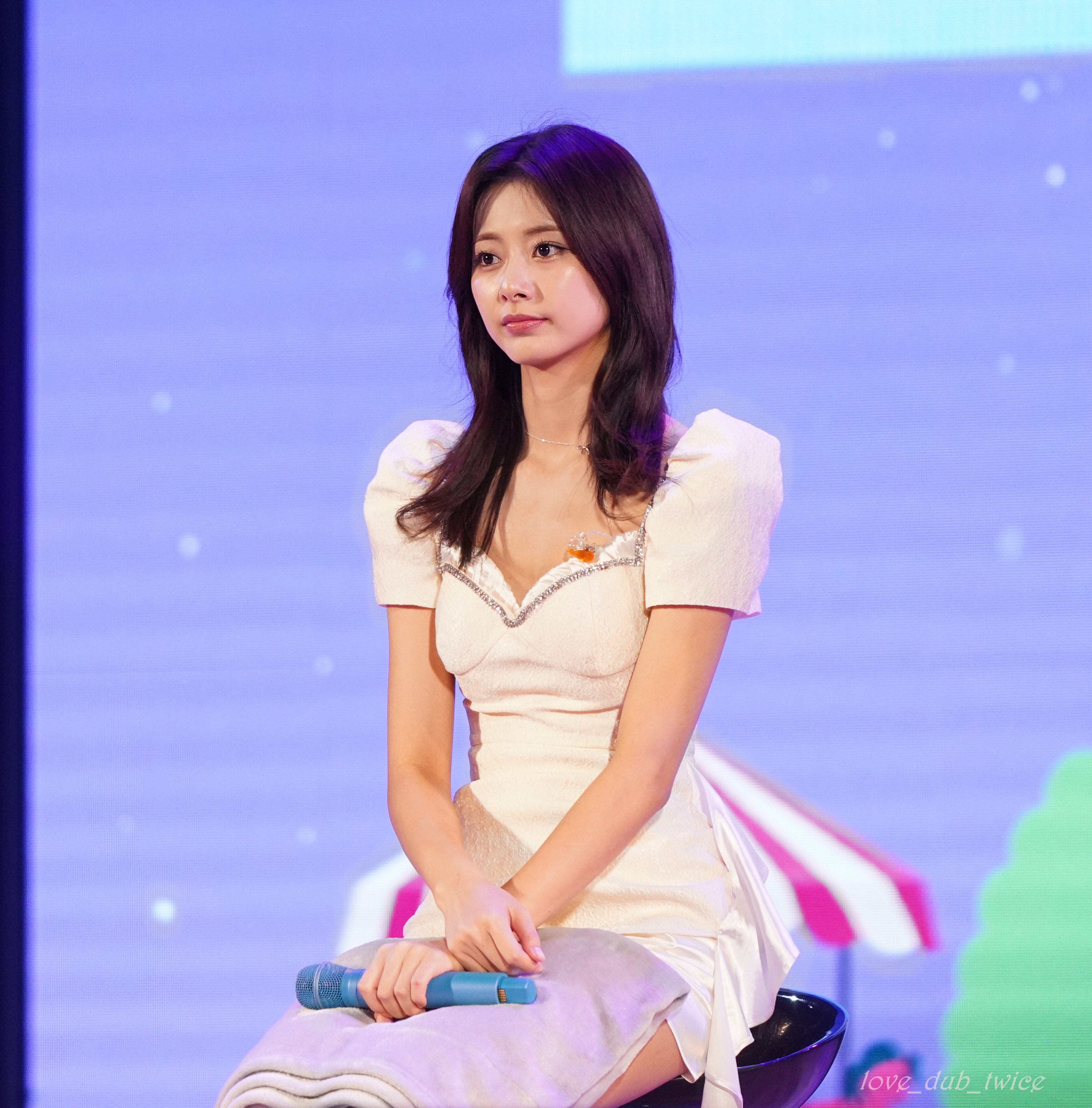231014 TWICE Tzuyu - Lotte Duty Free All Night Party | kpopping