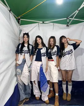 240926 APINK instagram updates - at Hongik University Festival