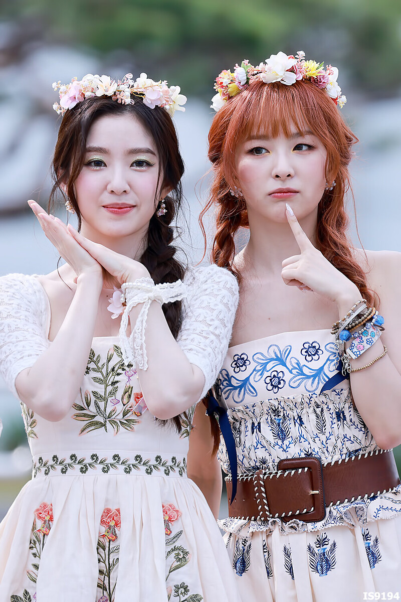 240628 Red Velvet Irene & Seulgi - Music Bank Mini Fanmeet documents 1