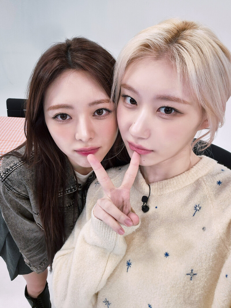 241205 - ITZY Twitter Update - World-Class K-DOL documents 2