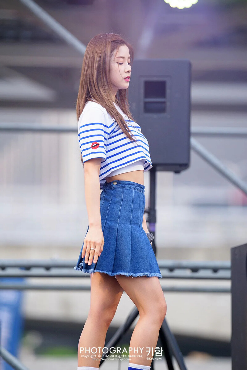 Chorong71_1.jpg