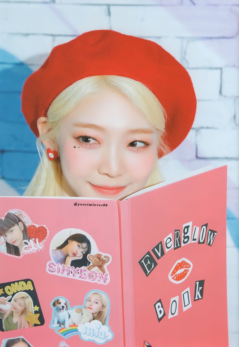 EVERGLOW 'FOREVER' 1st Fanclub Kit Scans documents 5