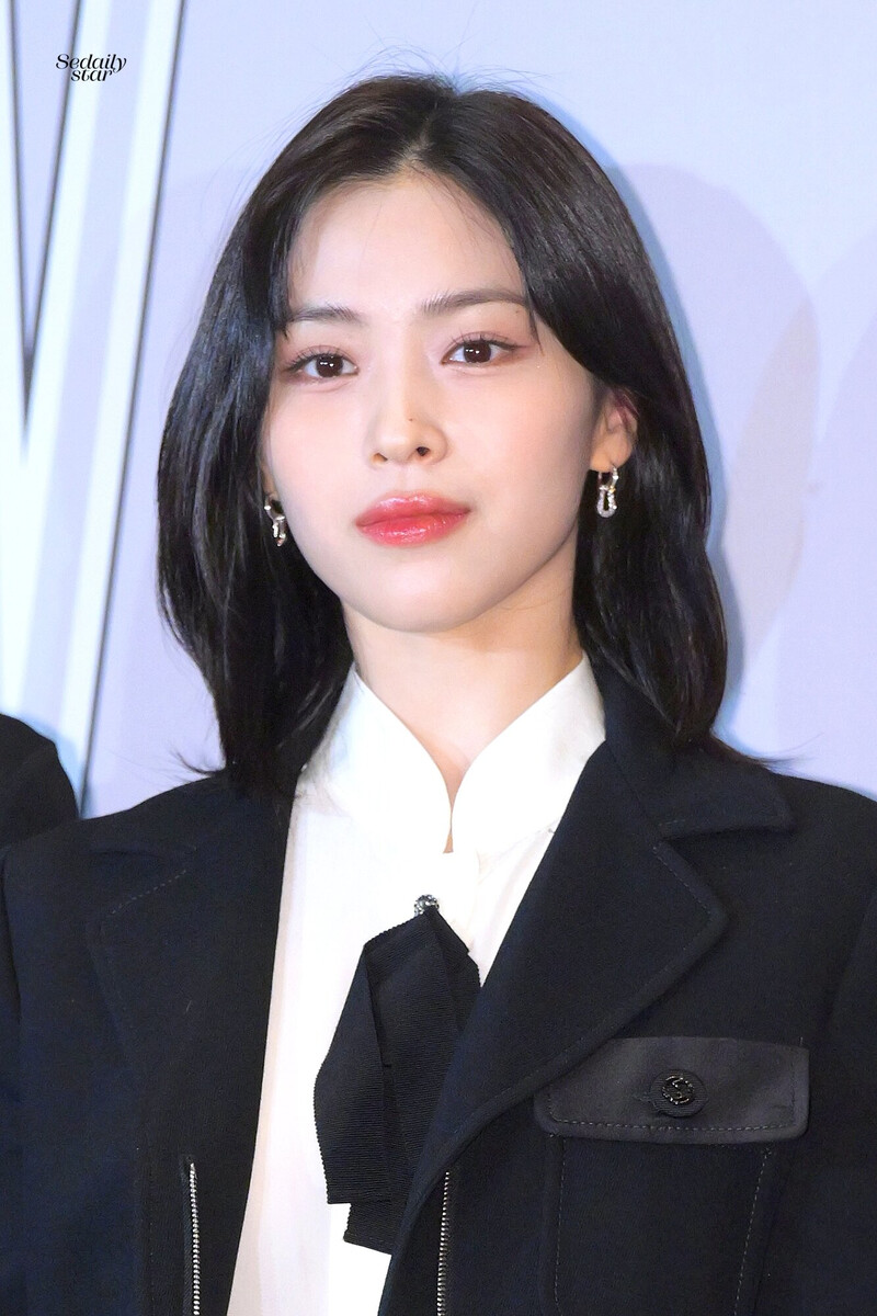 231124 ITZY Ryujin - W Korea 'Love your W' Event | kpopping