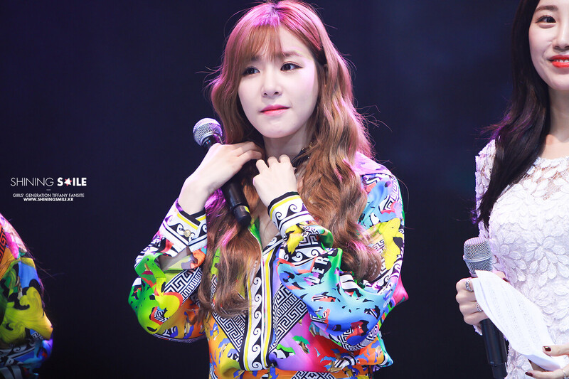 141124 Girls' Generation Tiffany at YELLO Festival documents 8