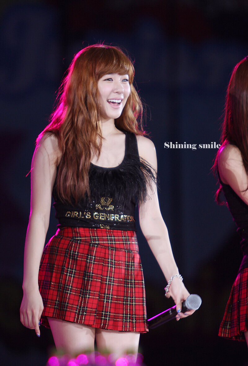 100821 Girls' Generation Tiffany at SMTOWN Live in Seoul documents 4