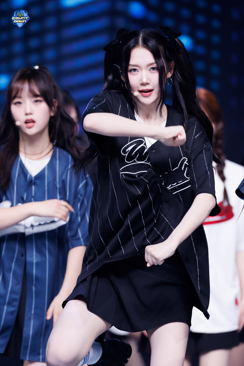 240523 tripleS Yubin - 'Girls Never Die' at M COUNTDOWN documents 2