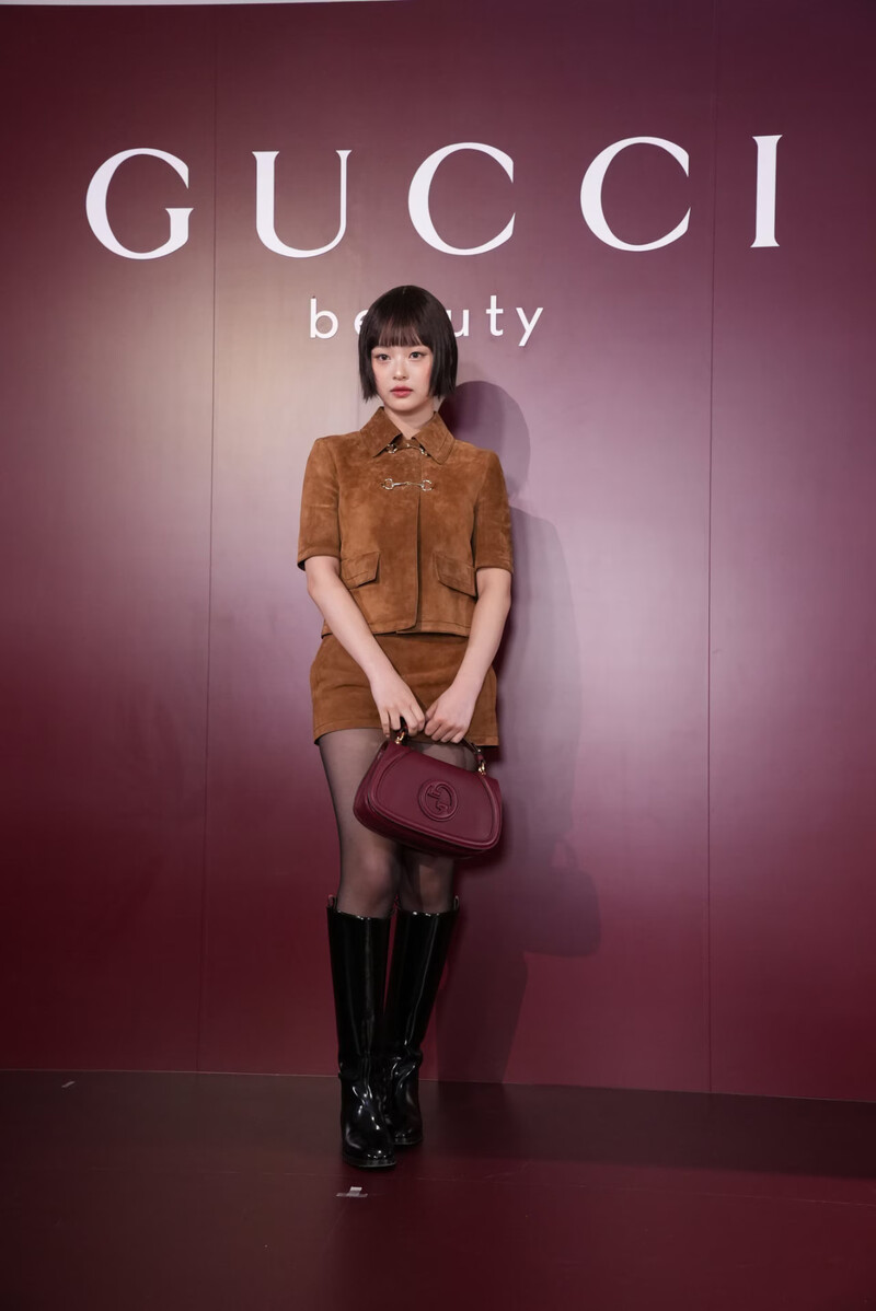 241120 HANNI at the Gucci Beauty Event in Japan documents 4