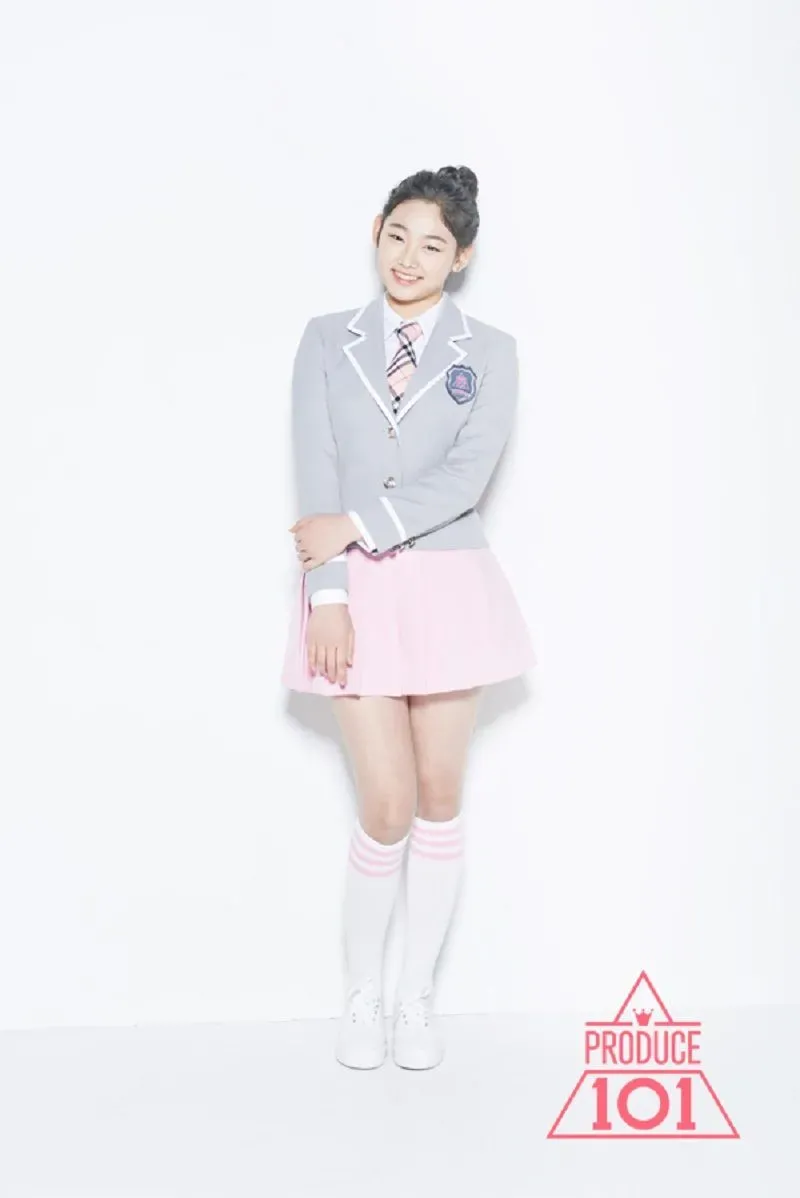 Kang_Mina_Produce_101_profile_photo.jpg