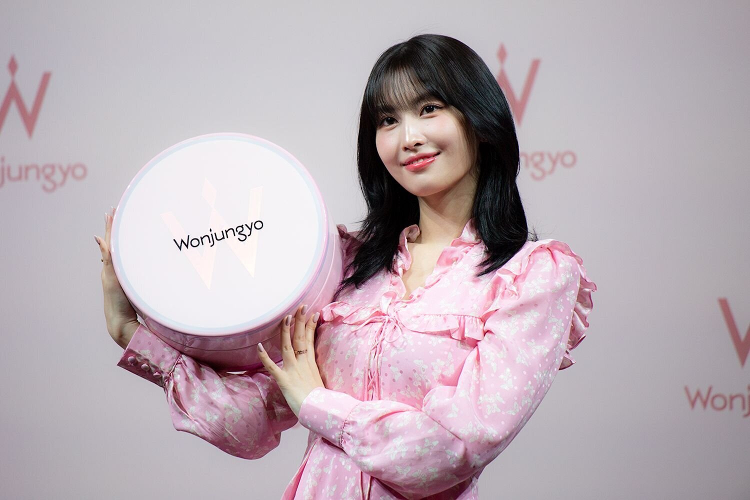 240420 - MOMO for Wonjungyo Launch Event in Japan | kpopping