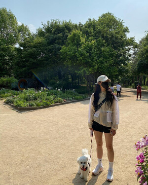 220512 Apink EUNJI instagram update