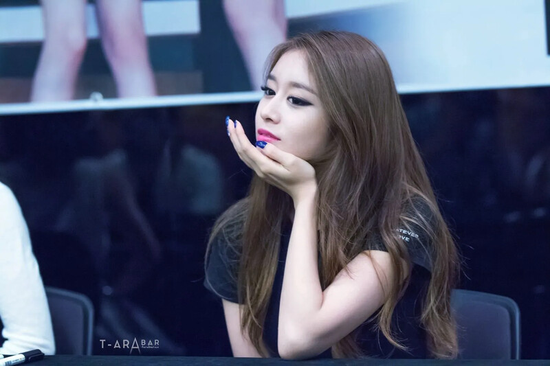 Jiyeon211.jpg