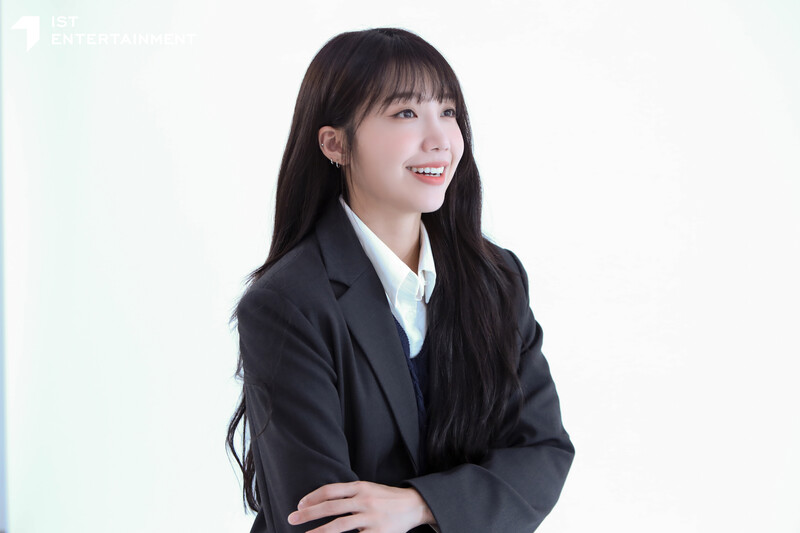 231011 IST Naver post - Apink EUNJI - 'Cloud Trail: Team Venture' game commercial shoot and MV behind documents 6