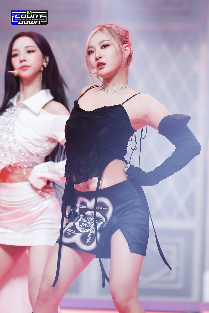 220714 aespa - 'Girls' at M Countdown documents 4