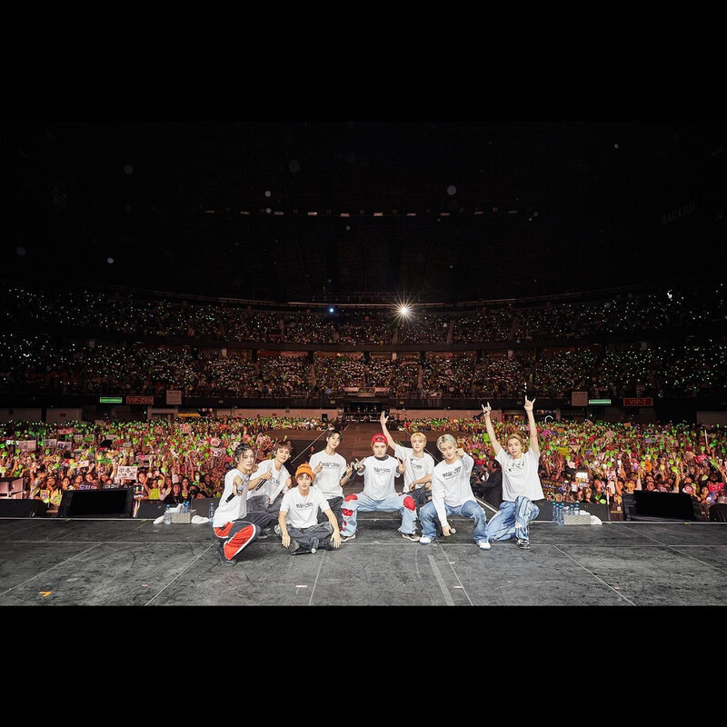 230130 SMTOWN Instagram update w/ NCT 127 documents 4