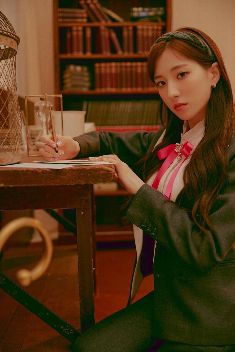 WJSN for Universe 'Replay Wjsn - Save Me, Save You' Photoshoot 2022 documents 22