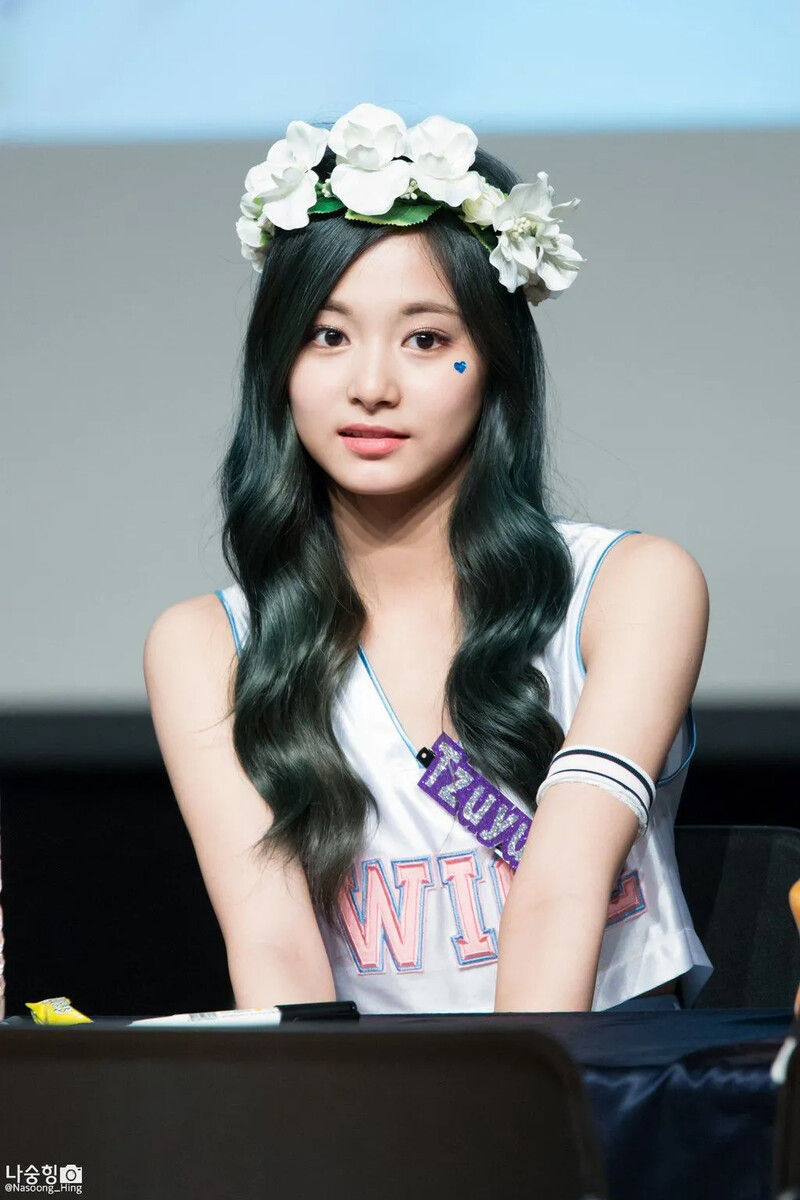 160522 TWICE Tzuyu | kpopping