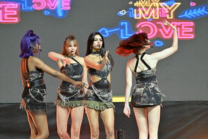 241007 BLACKSWAN at Wonju MBC Special Concert for Nosan Cultural Festival