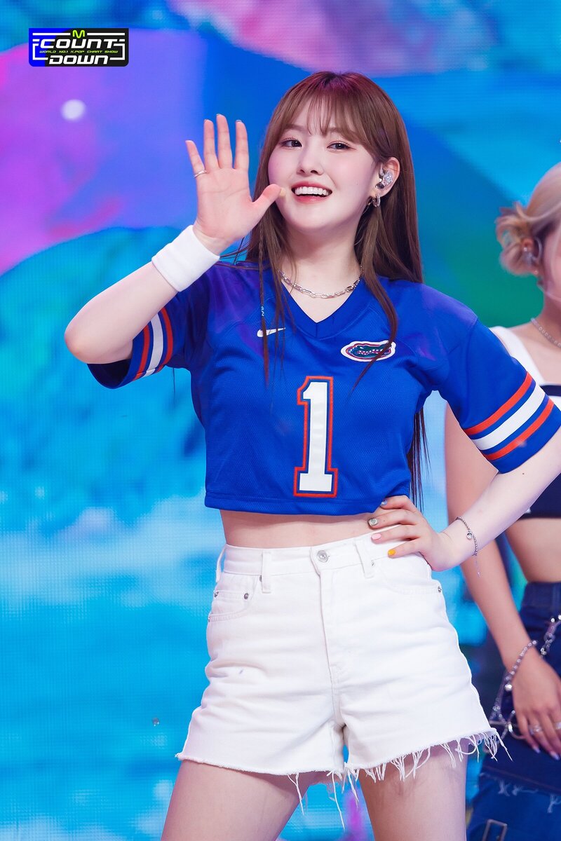 220623 Kep1er - 'UP!' at M Countdown documents 8