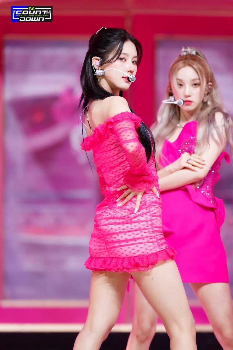 230518 (G)I-DLE Miyeon 'Queencard' at M Countdown documents 1