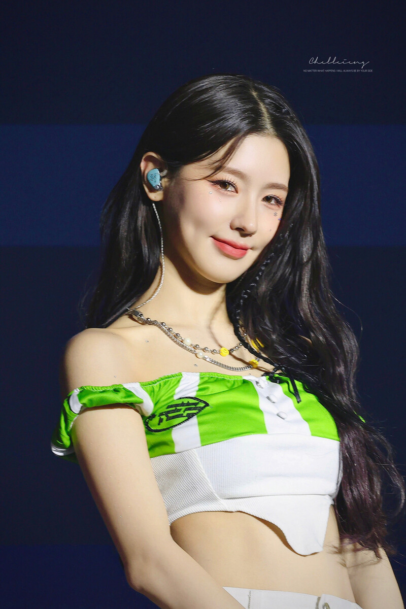 240804 Miyeon at (G)I-DLE World Tour [iDOL] in Seoul - Day 2 documents 6