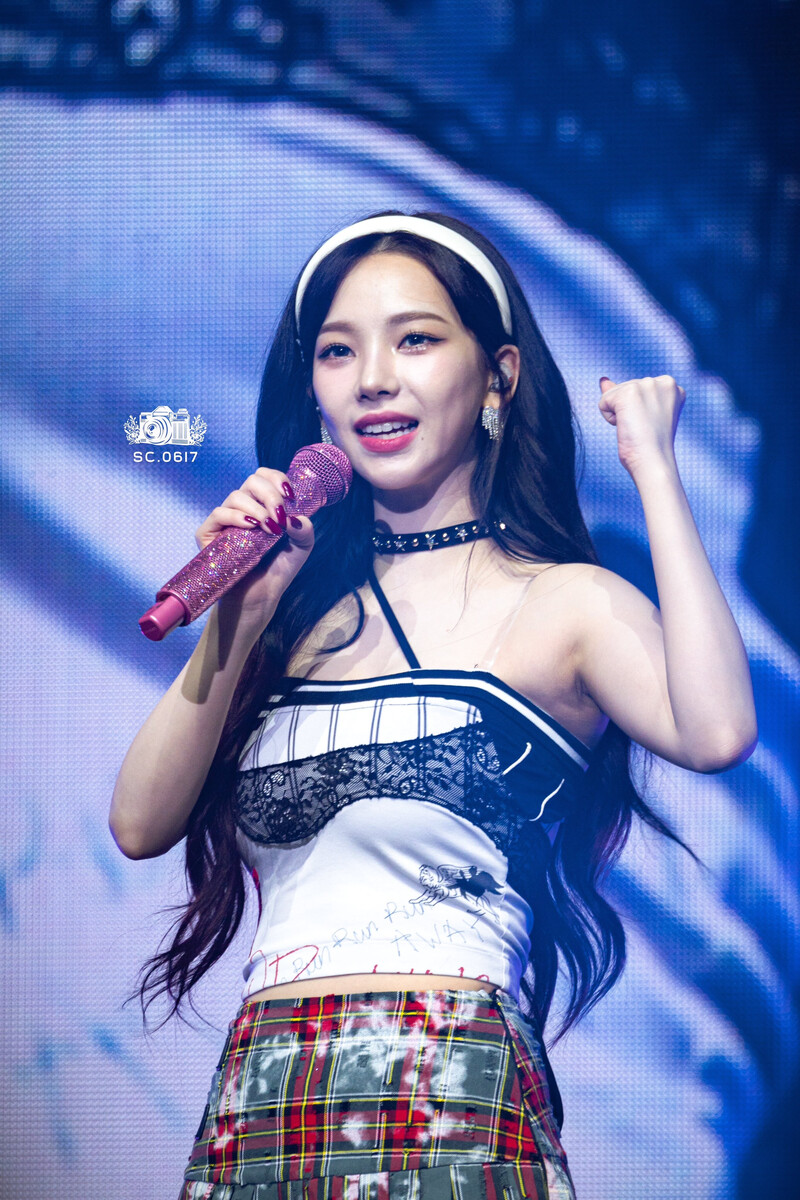 240922 aespa Karina - ‘SYNK : Parallel Line’ Tour in Macau Day 2 documents 3