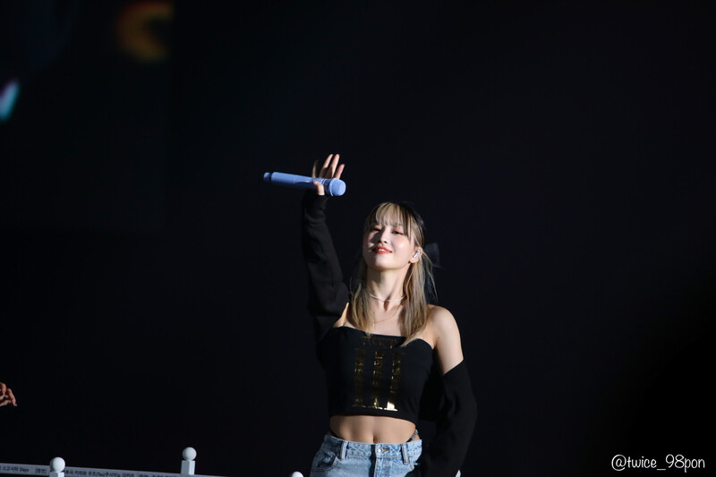 220425 TWICE 4TH WORLD TOUR ‘Ⅲ’ in Japan - Momo documents 3