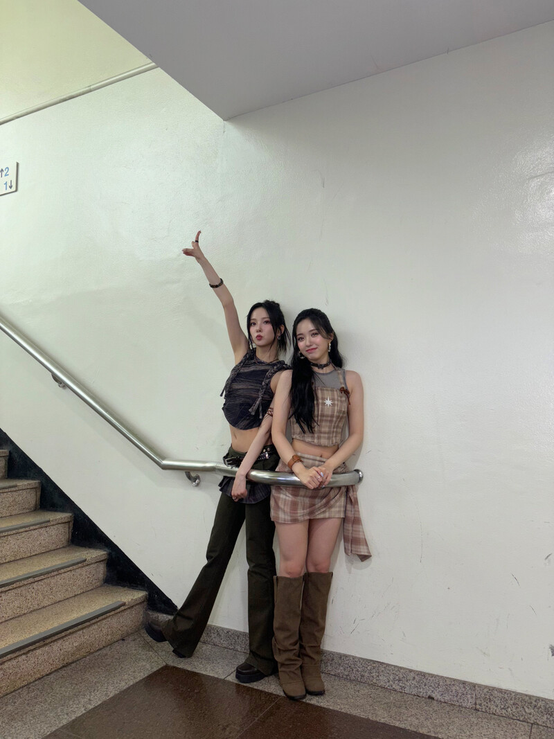 240607 KEP1ER Twiter Update - Yujin, Yeseo documents 6