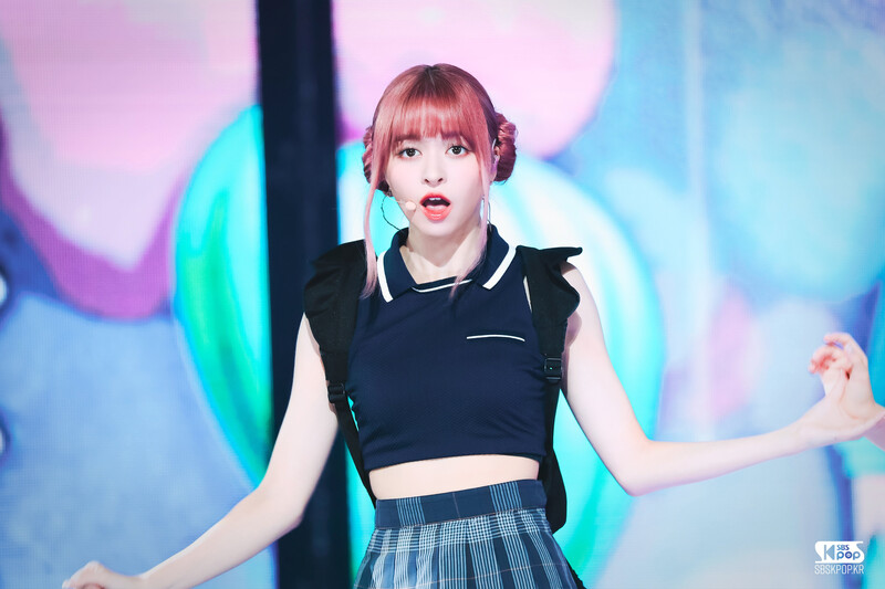 230716 NMIXX Lily - 'Roller Coaster' at Inkigayo documents 1