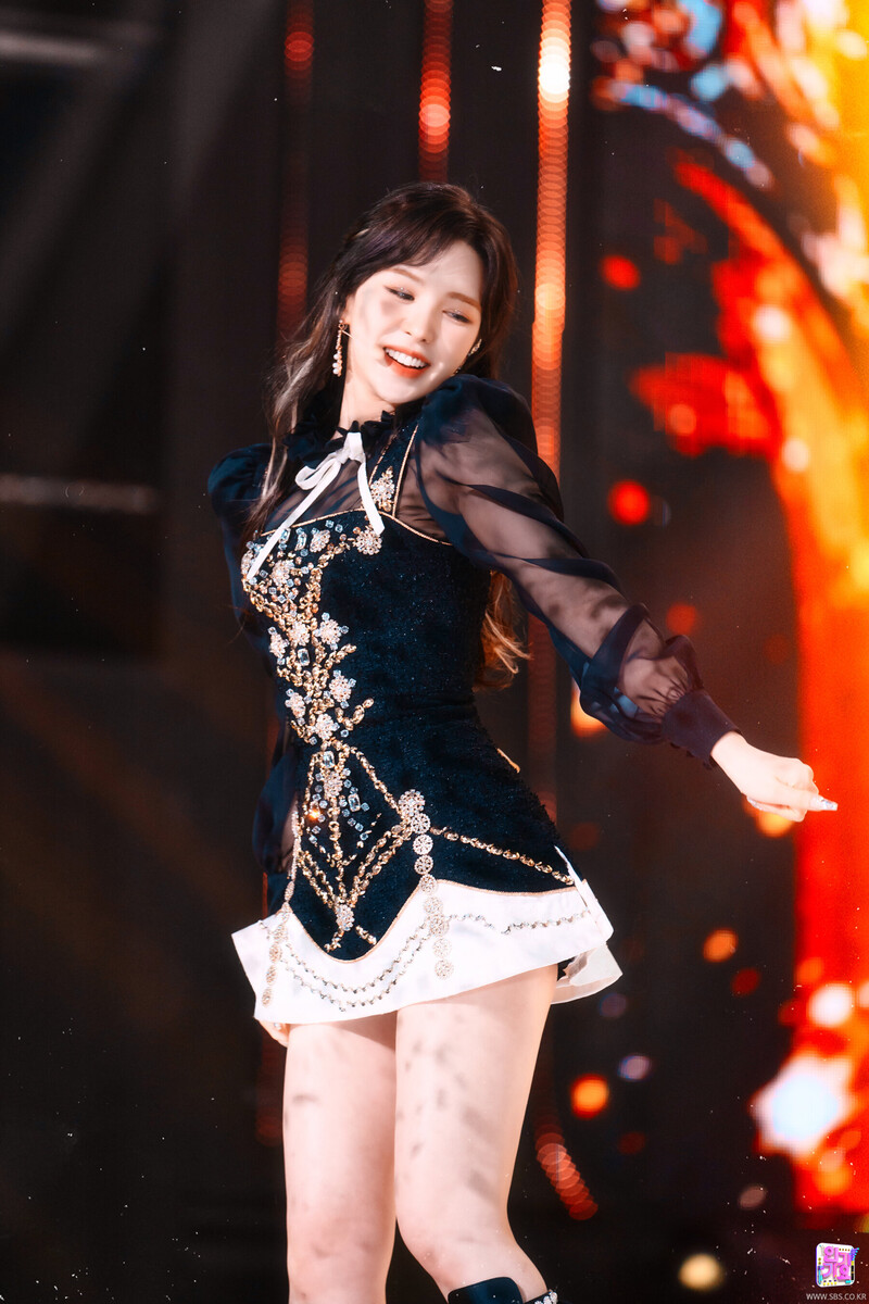 220403 Red Velvet Wendy - 'Feel My Rhythm' at Inkigayo documents 5