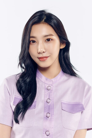 Girls Planet 999 - C Group Introduction Profile Photos - Xu Ruo Wei