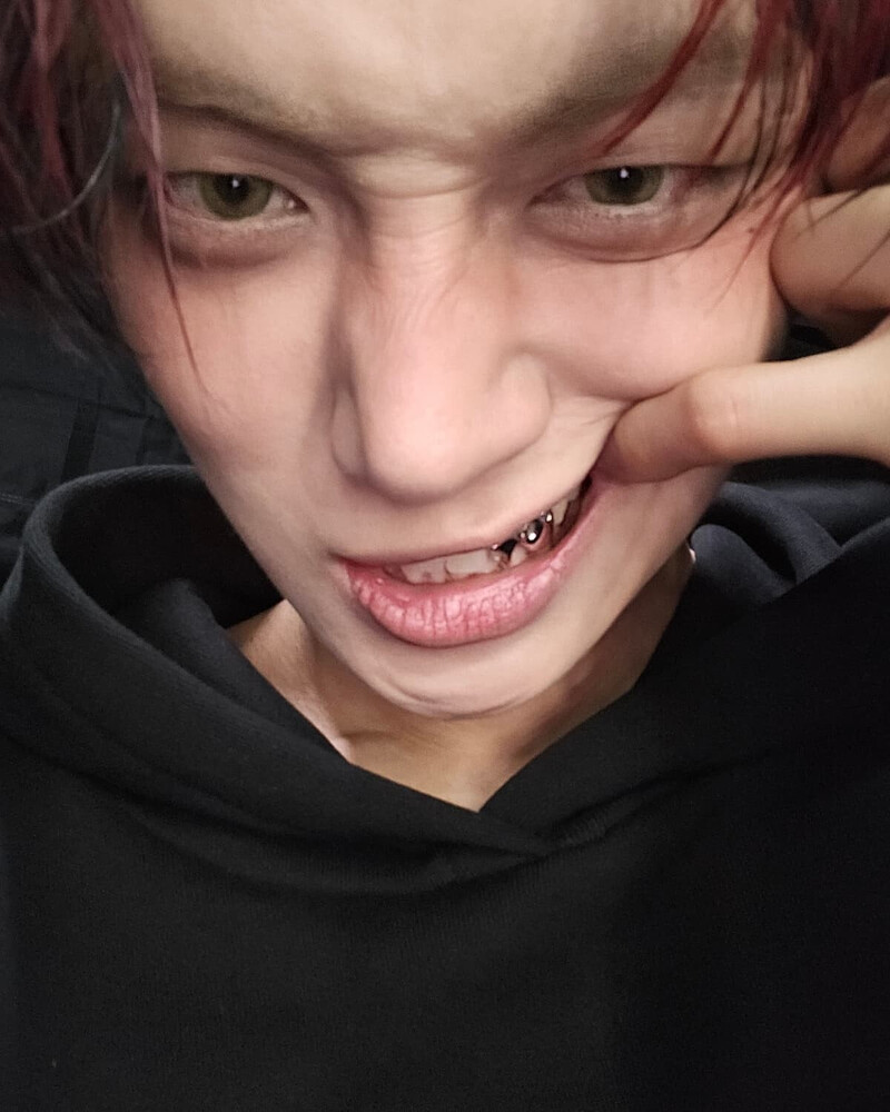 240919 TXT Yeonjun Instagram Update documents 7