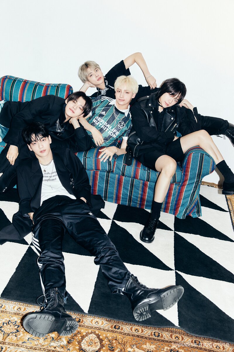 210612 TXT- WEVERSE Magazine 'THE CHAOS CHAPTER: FREEZE' Comeback Interview documents 1