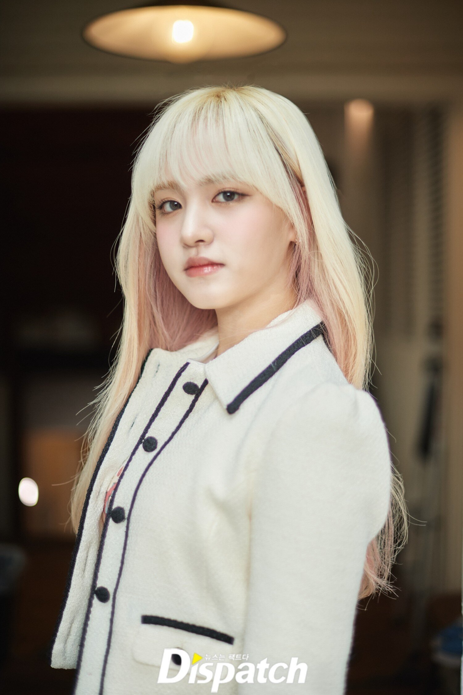 April 14, 2022 IVE Liz - 'LOVE DIVE' Promotion Photoshoot by Dispatch |  Kpopping
