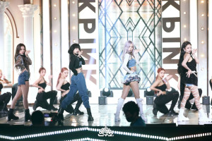 200704 BLACKPINK - "How You Like That" at Music Core (MBC Naver Update)