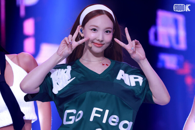 240621 TWICE Nayeon - 'ABCD' at Music Bank documents 9