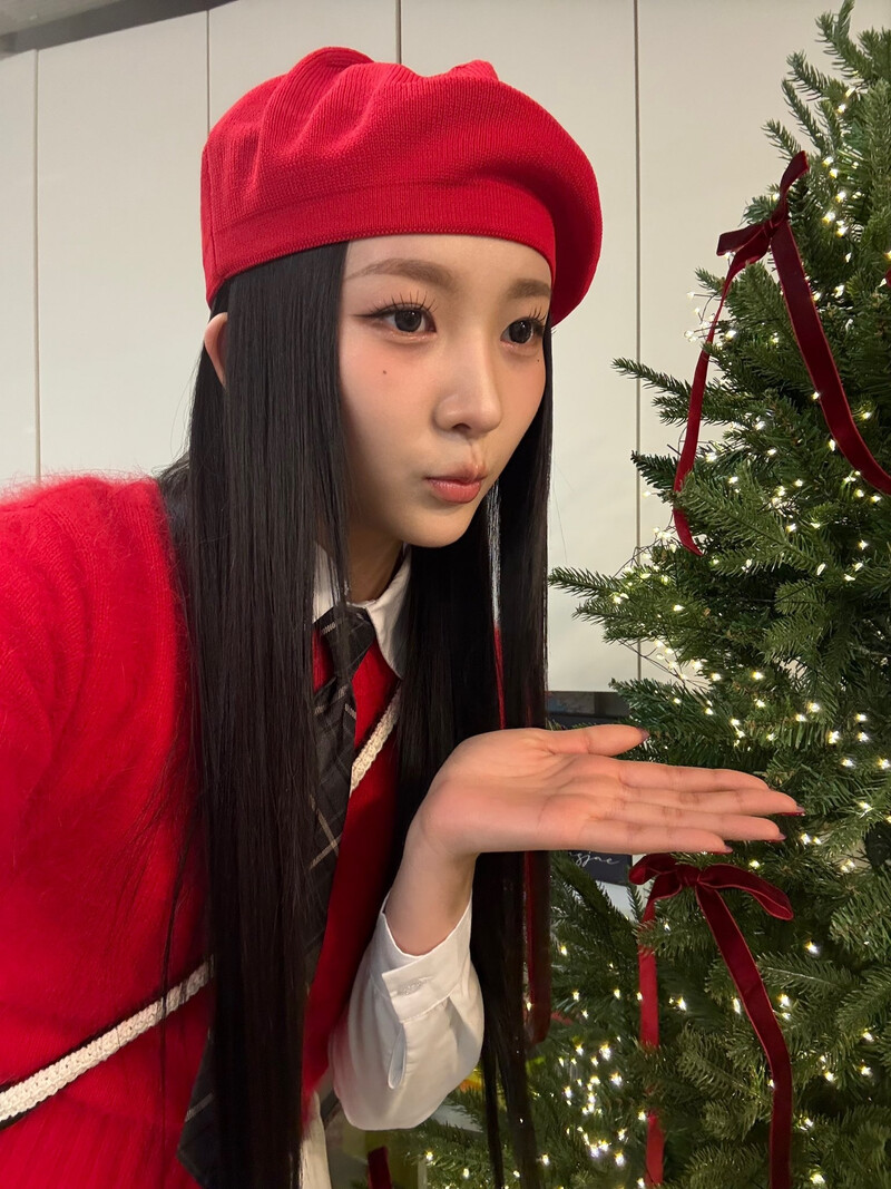 241225 - YOUNG POSSE Members Twitter Update with YEONJUNG documents 1