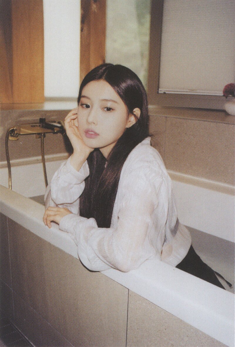 Hyewon 1st Photobook Beauty Cut [Scans] documents 3