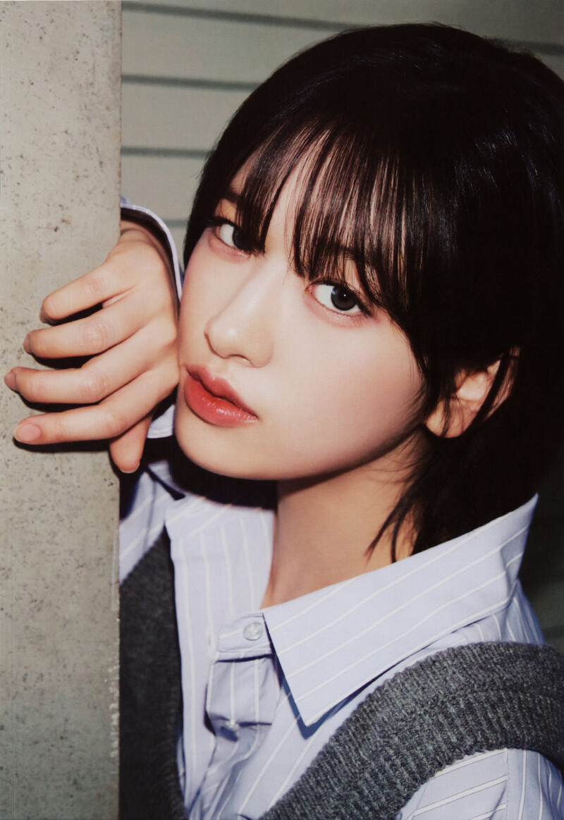 IVE - Mini Album 'I'VE MINE' (Scans) documents 3