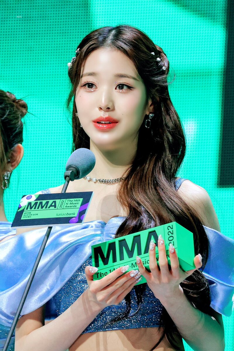 221126 IVE Wonyoung at Melon Music Awards documents 13