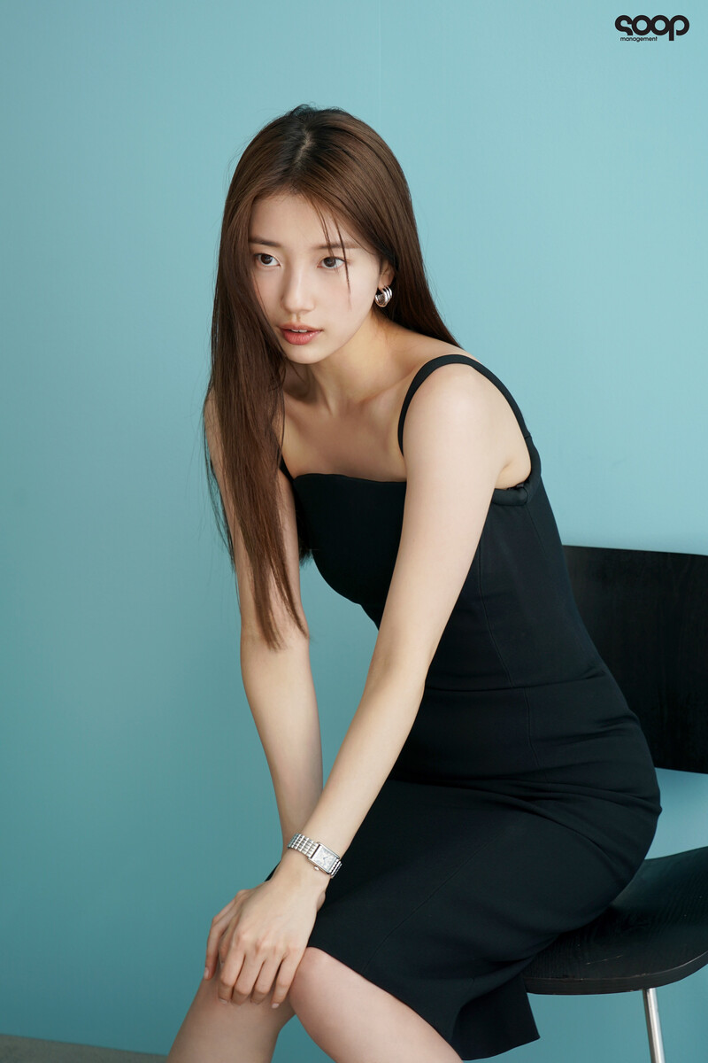 231127 SOOP Naver Post - Suzy - Cosmopolitan November 2023 Issue Behind documents 3